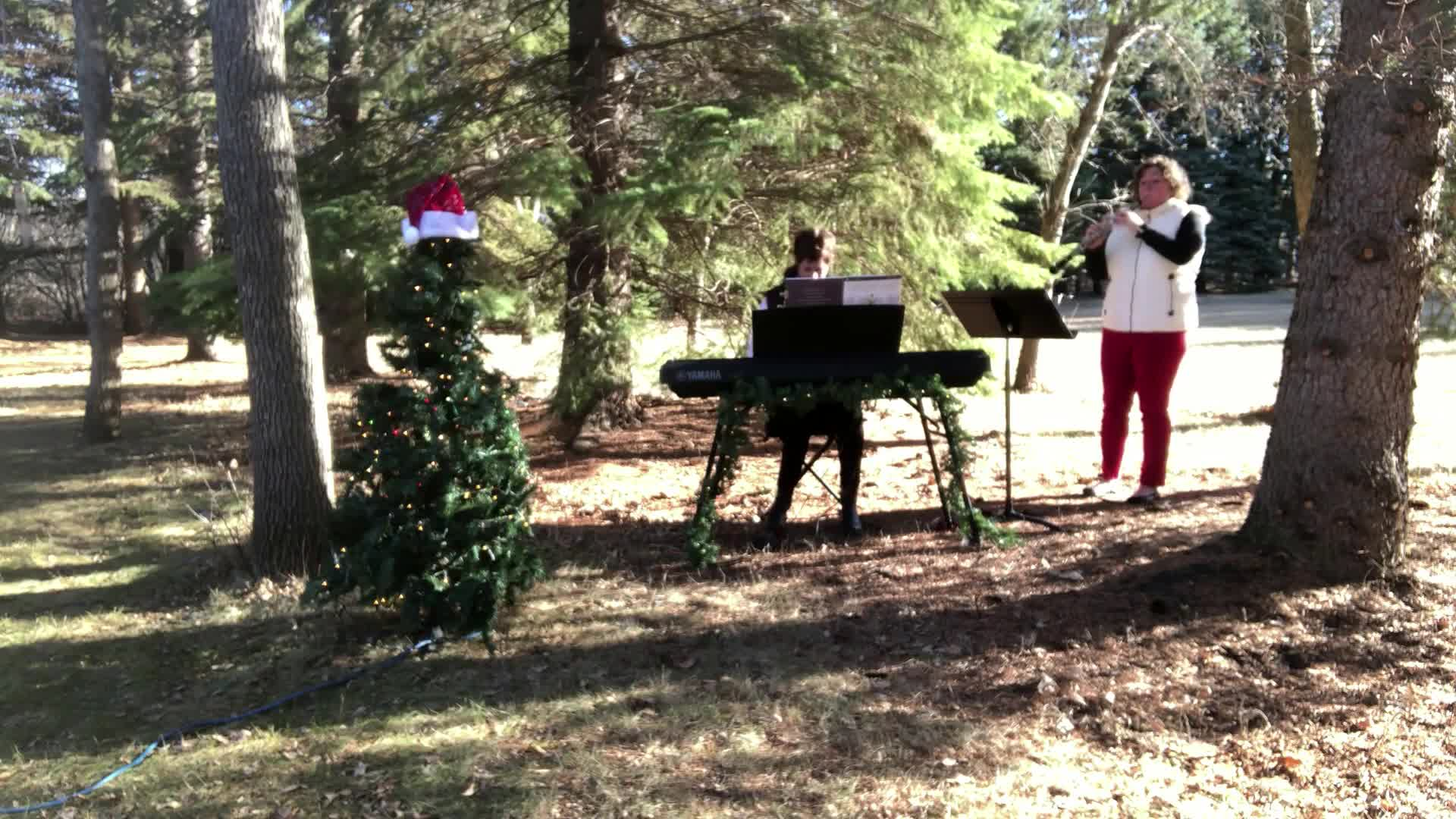 Countdown to Christmas with Duo Inpertio!