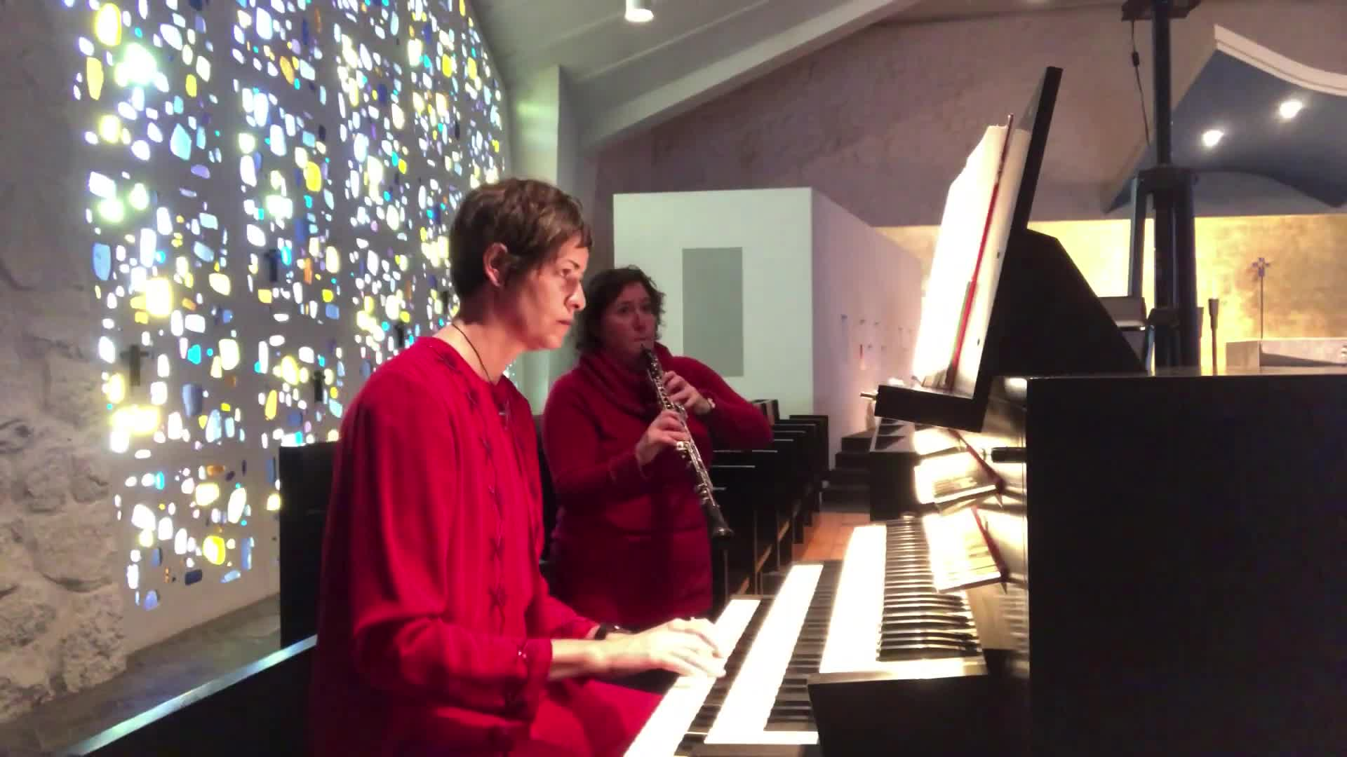 Countdown to Christmas with Duo Inpertio!